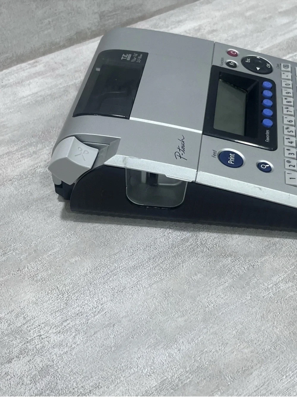 Brother P-touch PT-1830 Desktop Thermal Label Maker Qwerty Keyboard LCD Screen